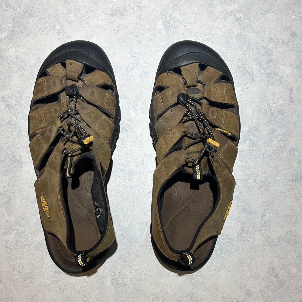 KEEN Men's leather Sandals